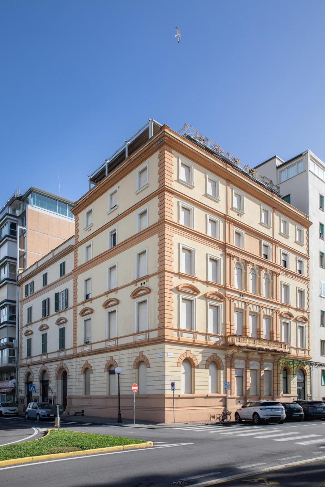 "Burlamacca" Luxury Apartment Viareggio Ngoại thất bức ảnh