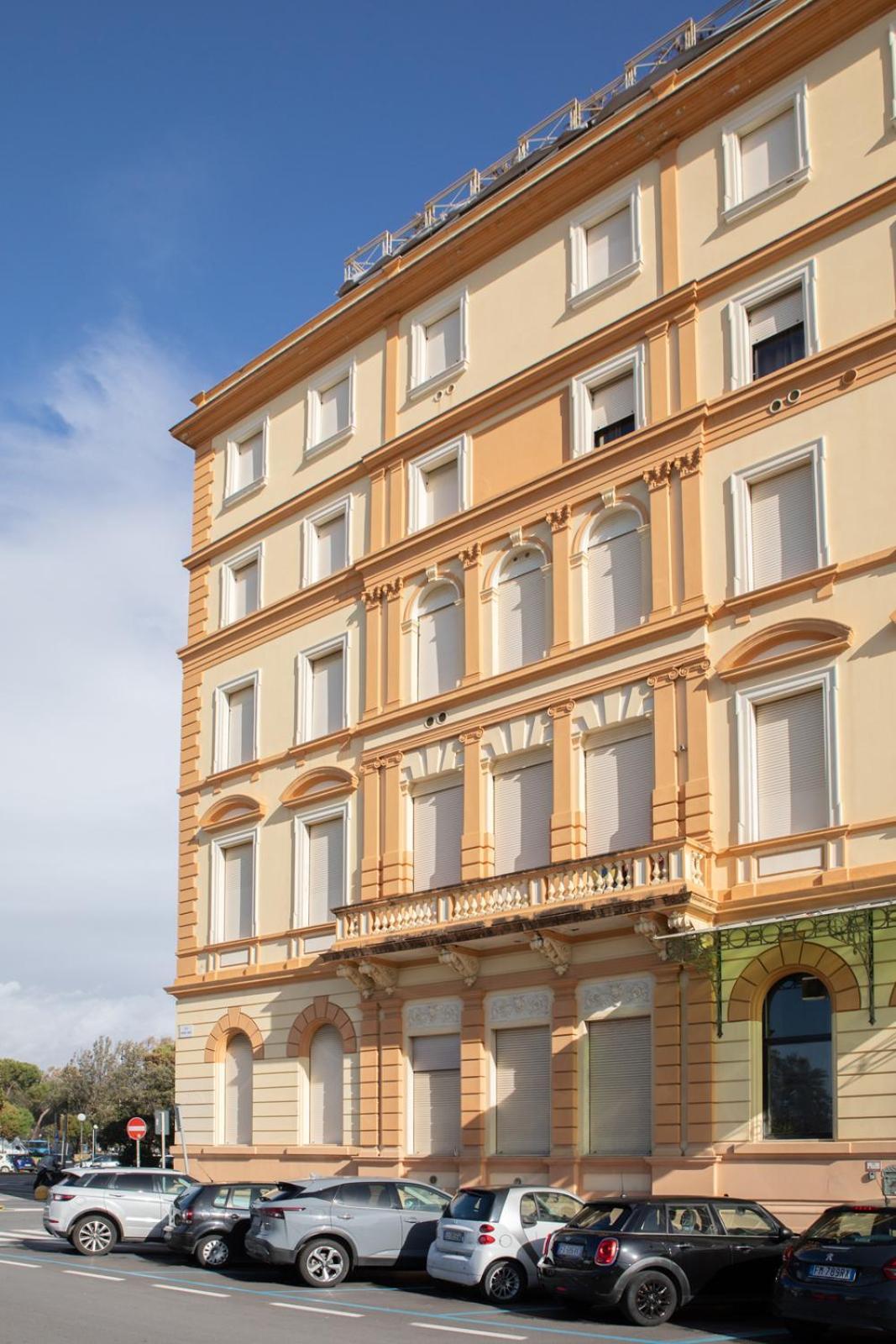 "Burlamacca" Luxury Apartment Viareggio Ngoại thất bức ảnh